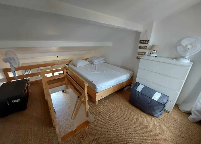 Mezzanine A 250m De La Pour 4 Personnes - Terrasse, Animaux Acceptes - Fr-1-423-300 Appartement *